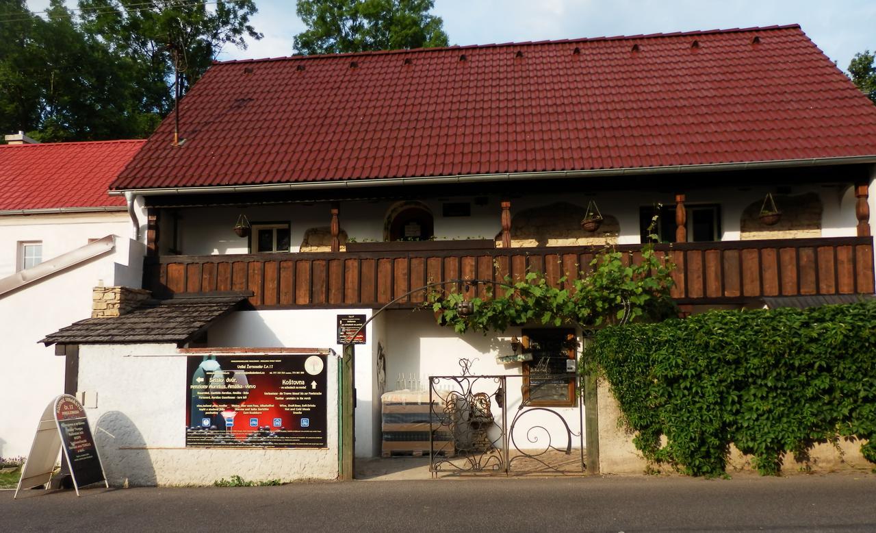 Rodinne Vinarstvi Mikulenkovi Velke Zernoseky Exterior photo